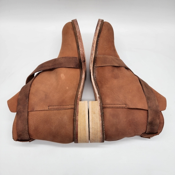 Free People Las Palmas Leather Distressed Ankle Boots Size 39 - Picture 4 of 11